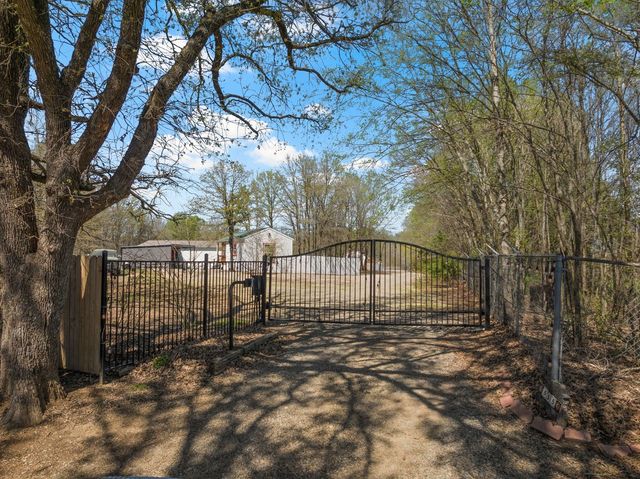 535 NE County Road 2060, Mount Vernon, TX 75457