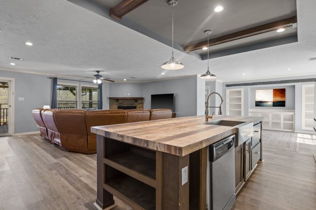 535 NE County Road 2060, Mount Vernon, TX 75457