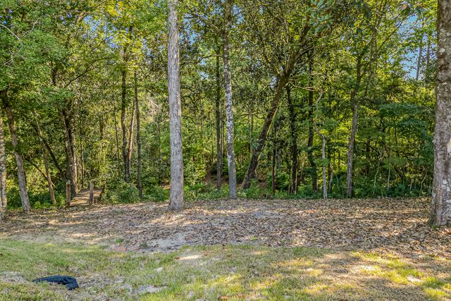 5719 JV Woolley Drive, Crestview, FL 32539