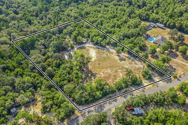 5719 JV Woolley Drive, Crestview, FL 32539