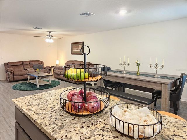 1679 WYNFORD CIRCLE, Tavares, FL 32778