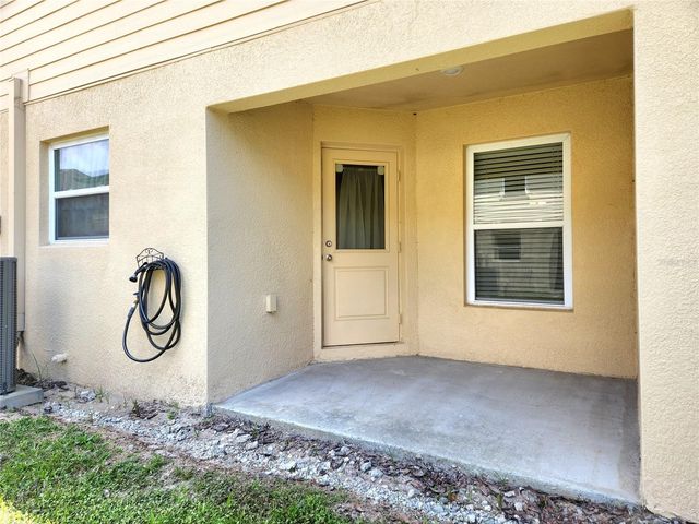 1679 WYNFORD CIRCLE, Tavares, FL 32778
