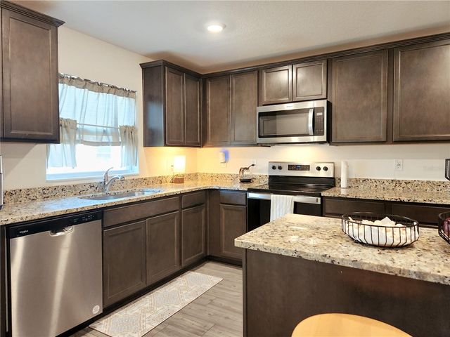 1679 WYNFORD CIRCLE, Tavares, FL 32778