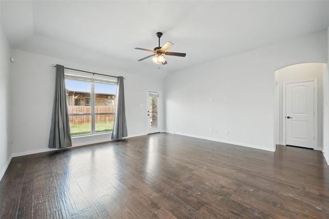 3208 Knoll Pines Road, Denton, TX 76208
