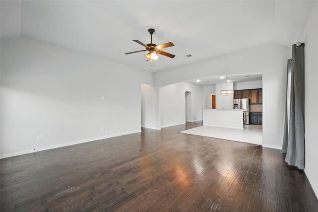 3208 Knoll Pines Road, Denton, TX 76208