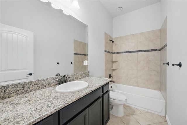 3208 Knoll Pines Road, Denton, TX 76208