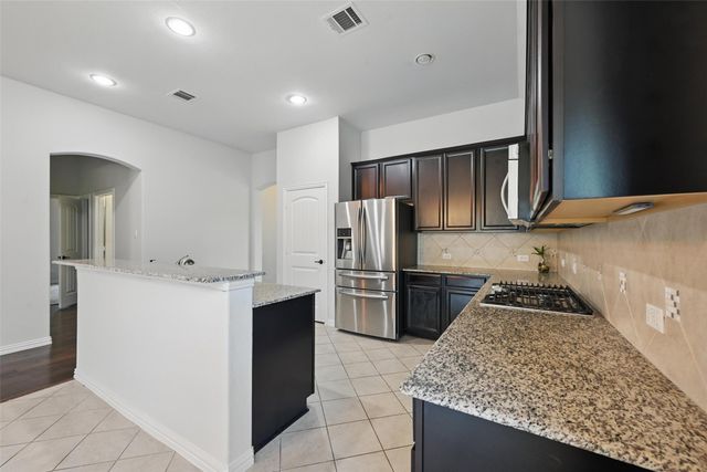 3208 Knoll Pines Road, Denton, TX 76208