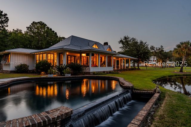 165 Golda Dr, Ridgeland, SC 29936