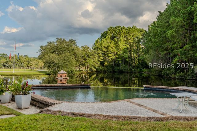 165 Golda Dr, Ridgeland, SC 29936