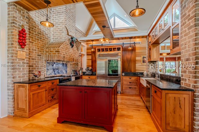 165 Golda Dr, Ridgeland, SC 29936