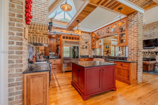 165 Golda Dr, Ridgeland, SC 29936