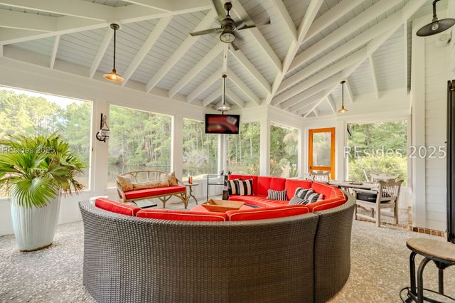 165 Golda Dr, Ridgeland, SC 29936