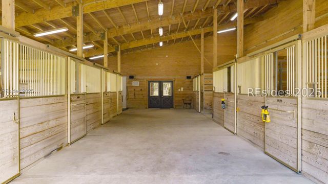 165 Golda Dr, Ridgeland, SC 29936