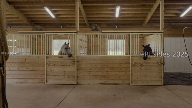 165 Golda Dr, Ridgeland, SC 29936