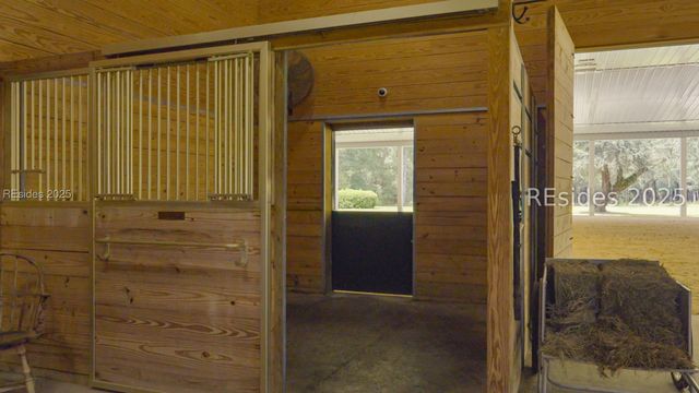 165 Golda Dr, Ridgeland, SC 29936