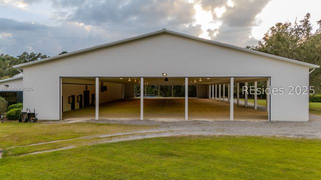 165 Golda Dr, Ridgeland, SC 29936