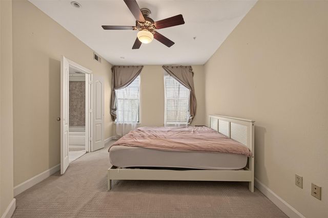 1602 Elgin St Street 11, Houston, TX 77004