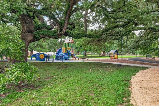 1602 Elgin St Street 11, Houston, TX 77004