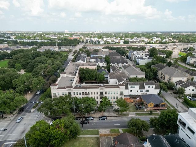1602 Elgin St Street 11, Houston, TX 77004