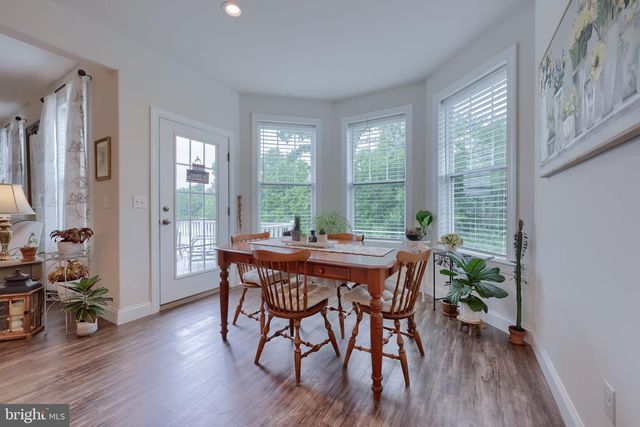 390 TAYLOR DR, York, PA 17404