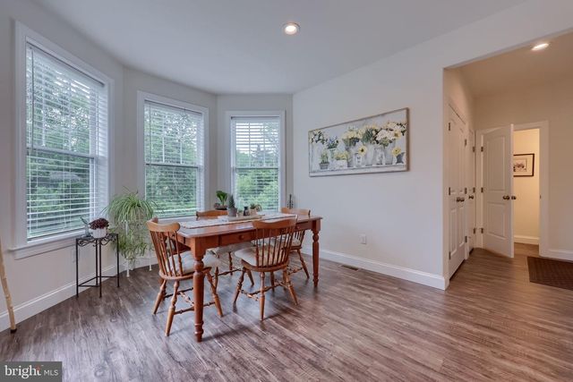 390 TAYLOR DR, York, PA 17404