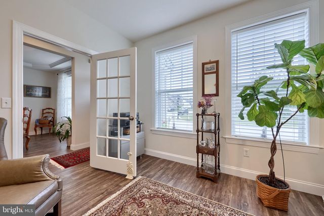 390 TAYLOR DR, York, PA 17404