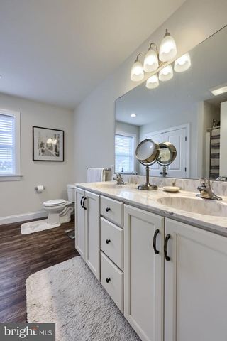 390 TAYLOR DR, York, PA 17404