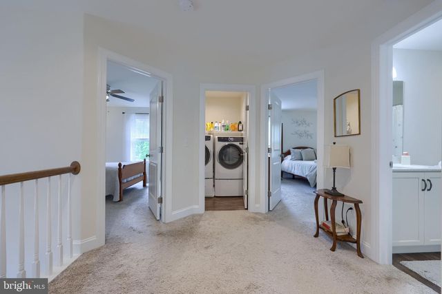 390 TAYLOR DR, York, PA 17404