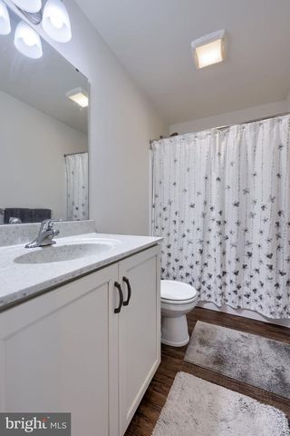 390 TAYLOR DR, York, PA 17404