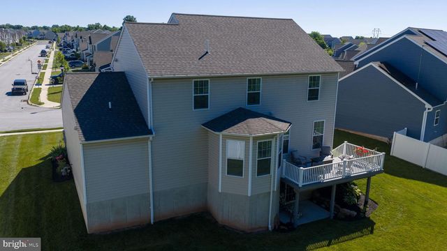 390 TAYLOR DR, York, PA 17404
