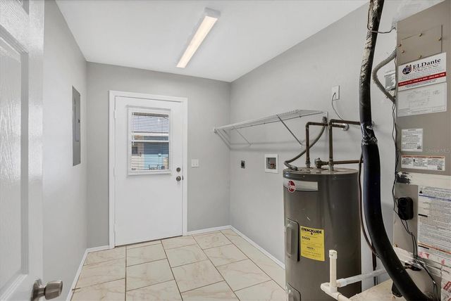 808 4TH AVENUE W, Palmetto, FL 34221