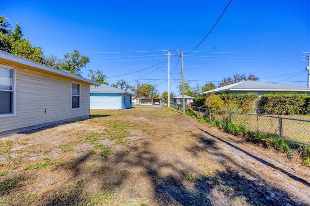 808 4TH AVENUE W, Palmetto, FL 34221