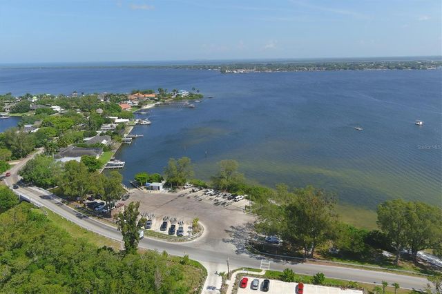 808 4TH AVENUE W, Palmetto, FL 34221