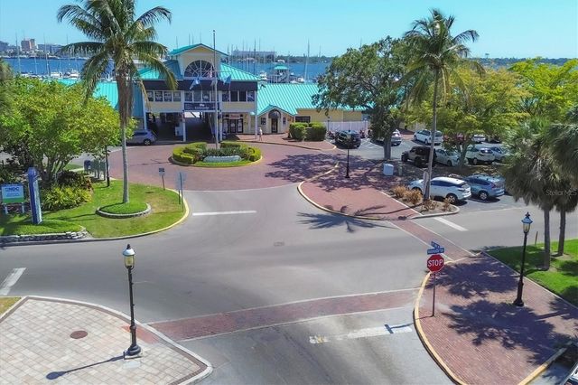 808 4TH AVENUE W, Palmetto, FL 34221