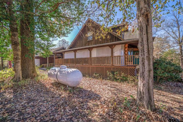 235 Widgeon Rd, Gilmer, TX 75645
