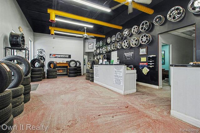 20916 Van Born Road, Dearborn Heights, MI 48125