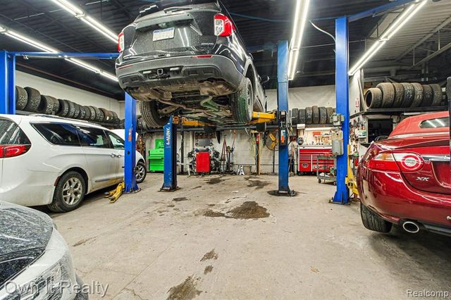 20916 Van Born Road, Dearborn Heights, MI 48125