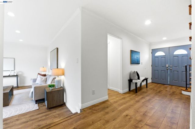 5228 Falmouth Pl, Newark, CA 94560