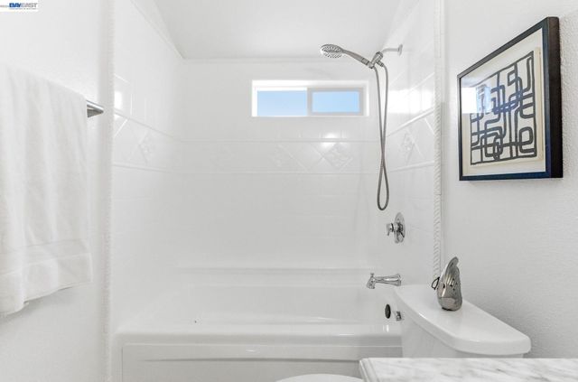 5228 Falmouth Pl, Newark, CA 94560