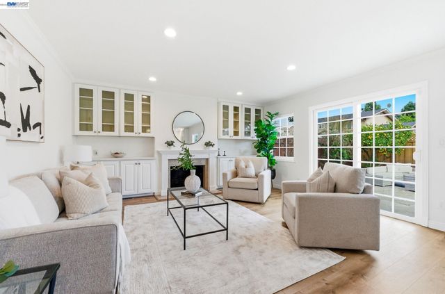 5228 Falmouth Pl, Newark, CA 94560