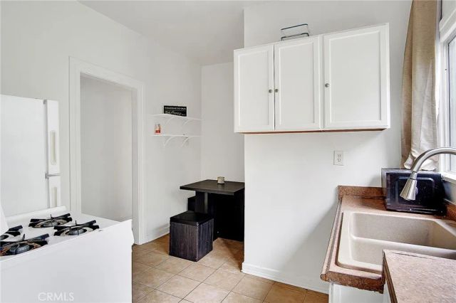 1431 Silver Lake Boulevard, Silver Lake, CA 90026