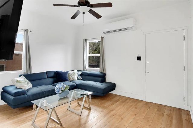 1431 Silver Lake Boulevard, Silver Lake, CA 90026