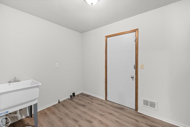 8365 22 Mile Road, Shelby Twp, MI 48317