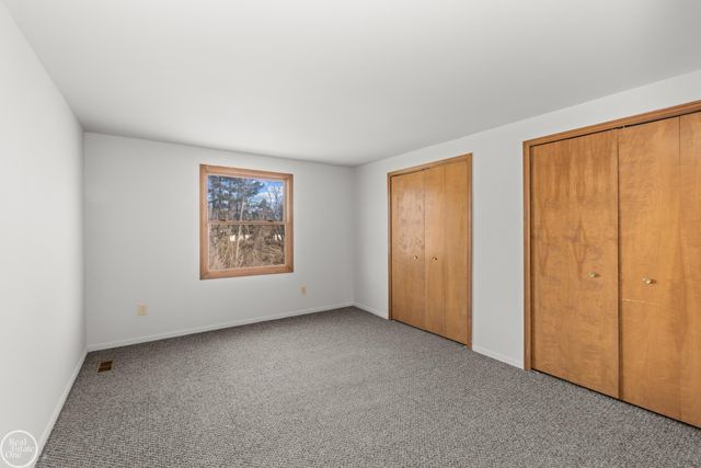 8365 22 Mile Road, Shelby Twp, MI 48317