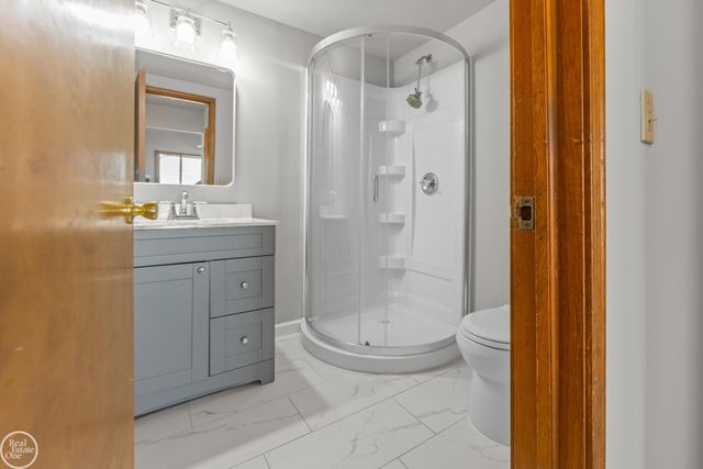 8365 22 Mile Road, Shelby Twp, MI 48317