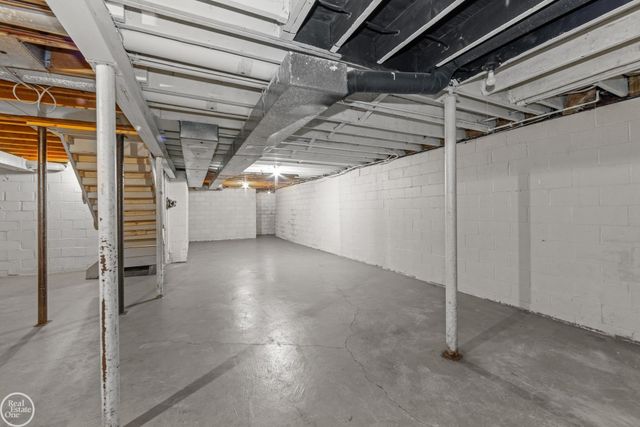 8365 22 Mile Road, Shelby Twp, MI 48317