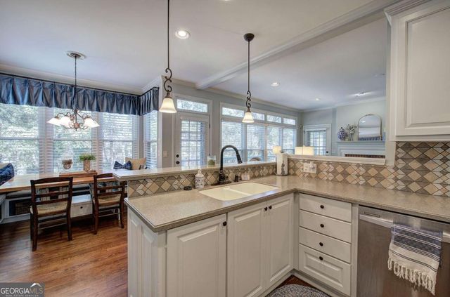 4 Buckingham Court, Cartersville, GA 30120