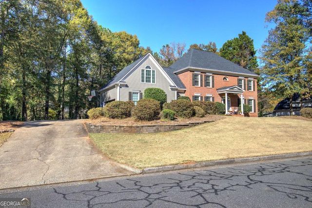 4 Buckingham Court, Cartersville, GA 30120