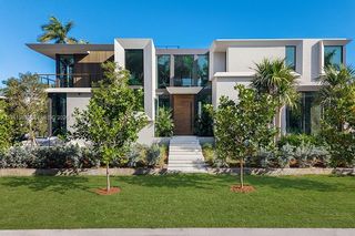 375 S Hibiscus Dr, Miami Beach, FL 33139