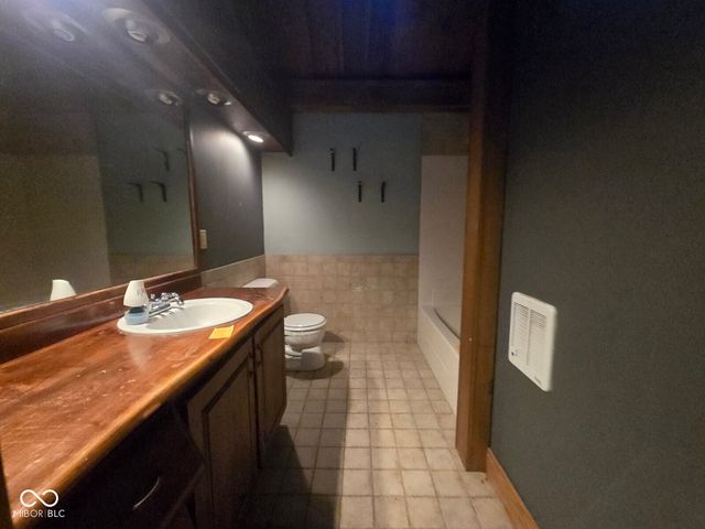 7956 W County Road 75 S, Greencastle, IN 46135